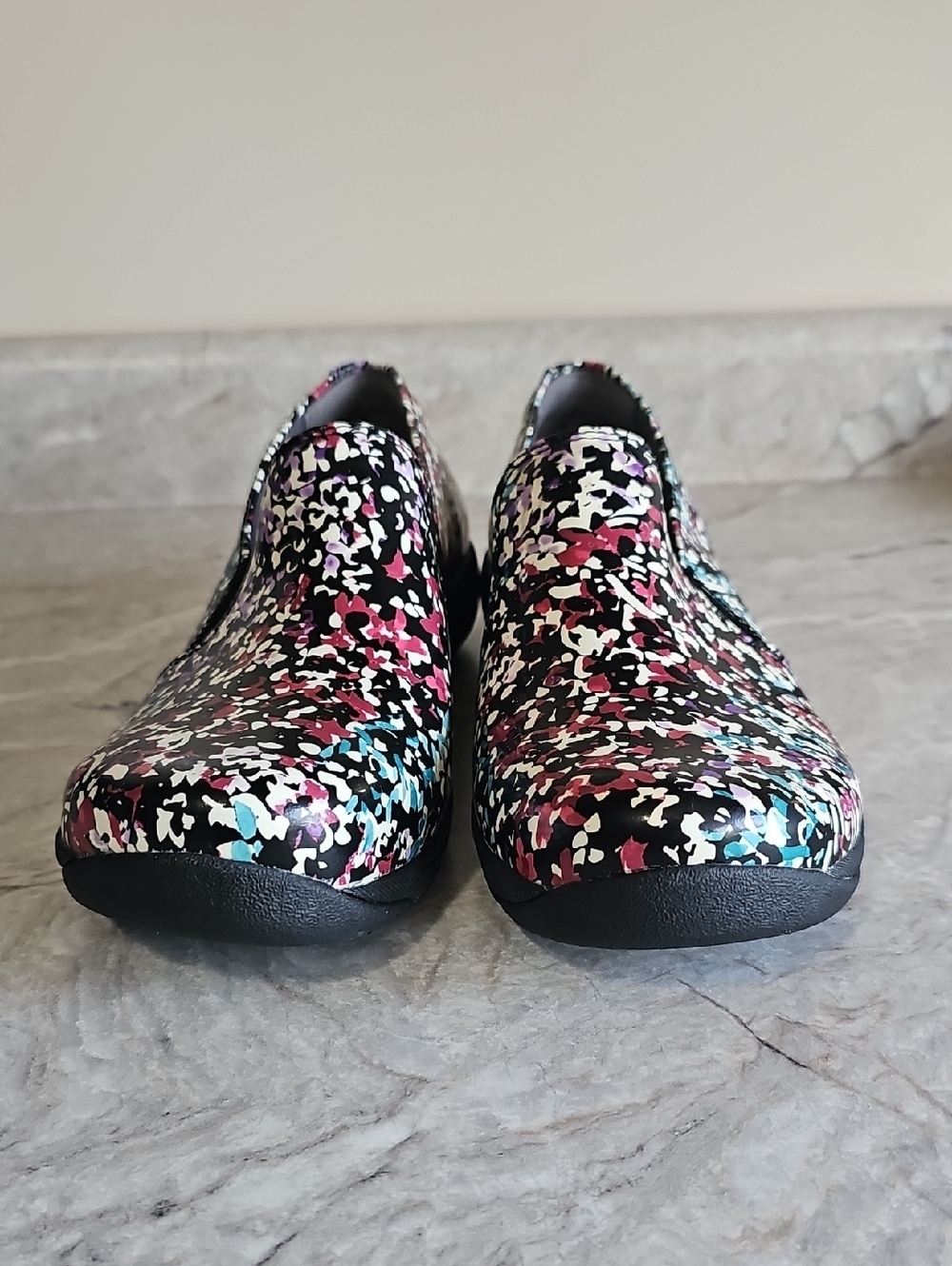 Dansko Nora Slip-On‎ Leather Floral Clogs in Petals, size 41 10.5-11 Nursing - Picture 6 of 9